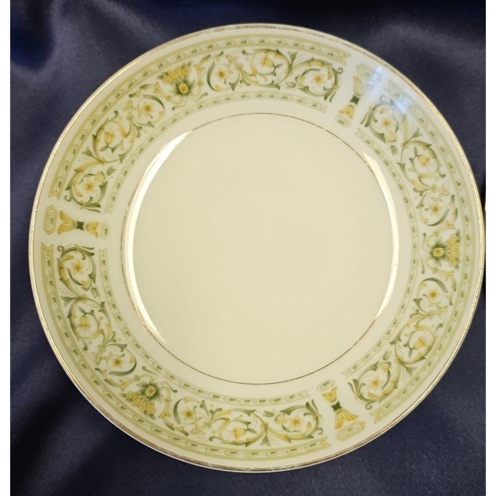25 pc. Felicity By Daniele, Cups, Saucers, Fruit bowls, Sm. Plates - Picture 2 of 6